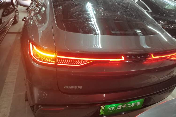 Used Geely Galaxy 8 2025 130km EM-i Prestige Edition Exterior 4