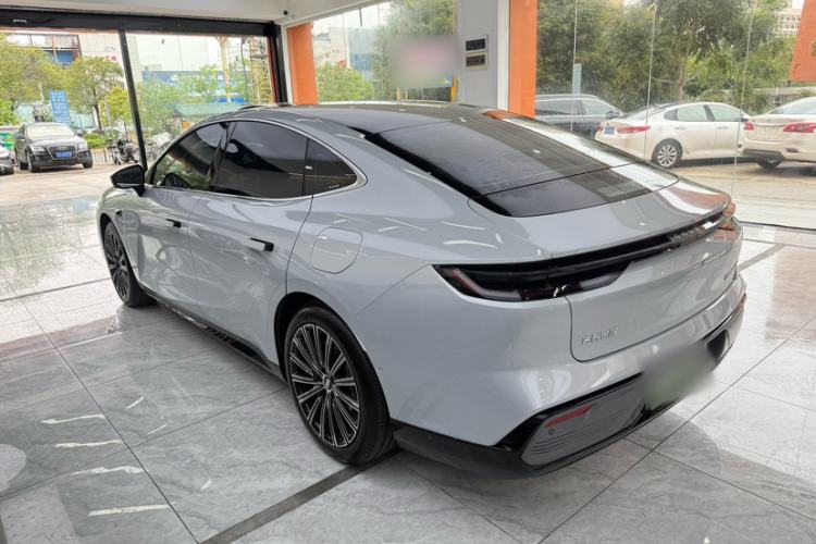 Used Geely Galaxy 8 2025 130km EM-P Exploration Edition Exterior 6
