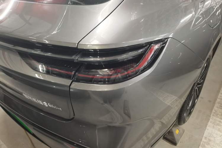 Used Geely Galaxy 8 2025 130km EM-i Prestige Edition Exterior 6