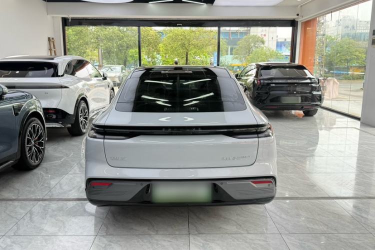 Used Geely Galaxy 8 2025 130km EM-P Exploration Edition Exterior 7