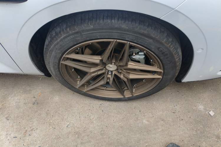 Used Geely Galaxy 8 2025 130km EM-i Flagship Edition Exterior 7