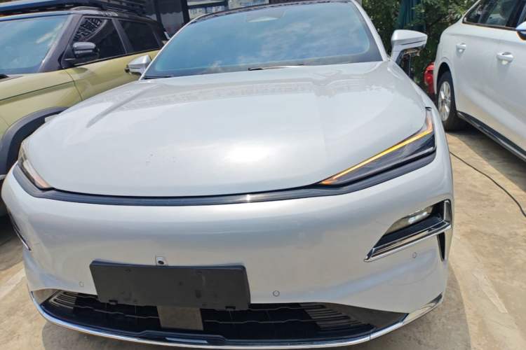 Used Geely Galaxy 8 2025 130km EM-i Prestige Edition Front