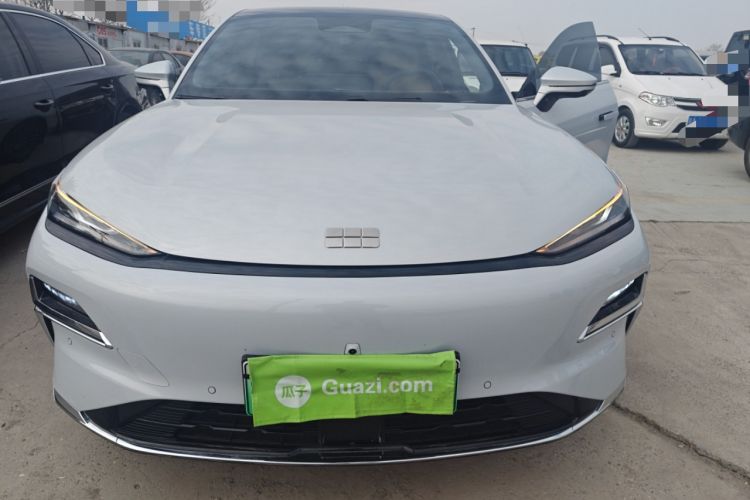 Used Geely Galaxy 8 2025 130km EM-i Prestige Edition Front