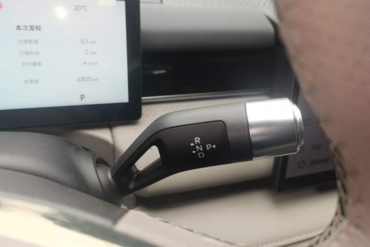Used Geely Galaxy 8 2025 130km EM-i Flagship Edition Gear Lever