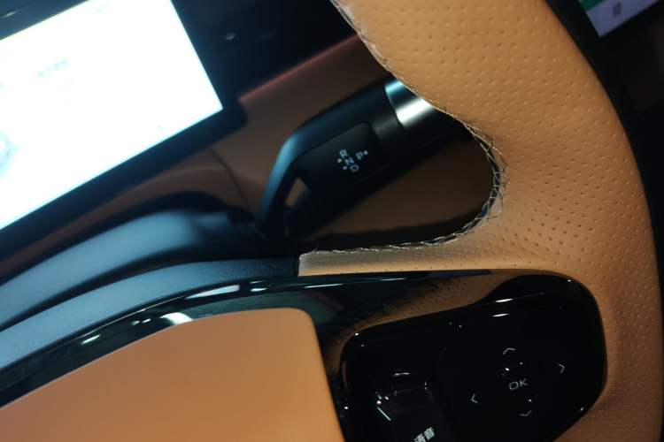 Used Geely Galaxy 8 2025 130km EM-i Prestige Edition Gear Lever