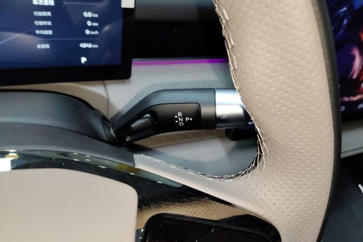 Used Geely Galaxy 8 2025 130km EM-i Deluxe Edition Gear Lever