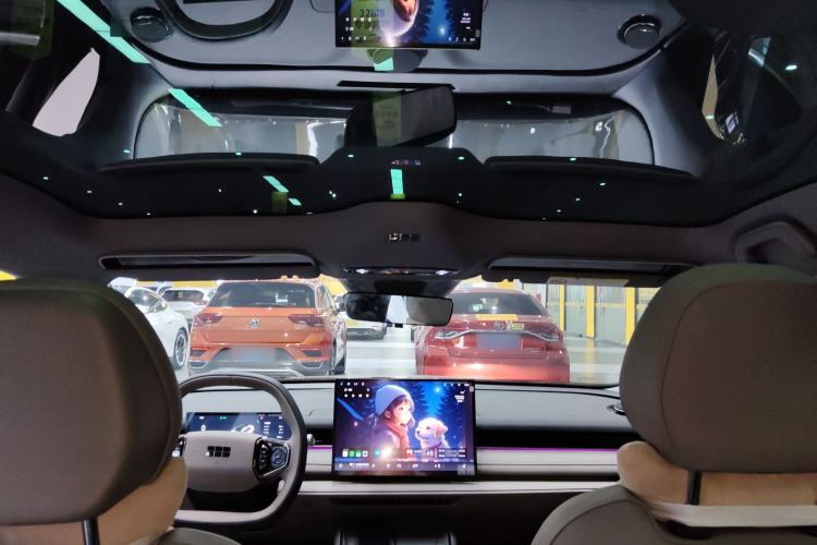 Used Geely Galaxy 8 2025 130km EM-i Deluxe Edition Headliner
