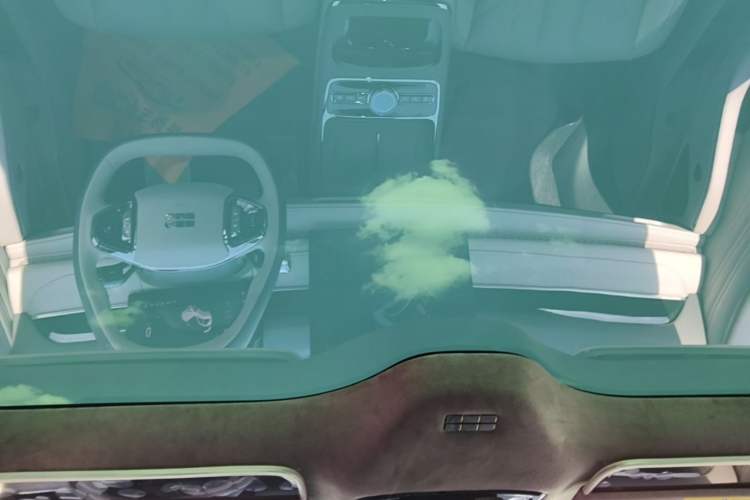 Used Geely Galaxy 8 2025 130km EM-i Flagship Edition Headliner