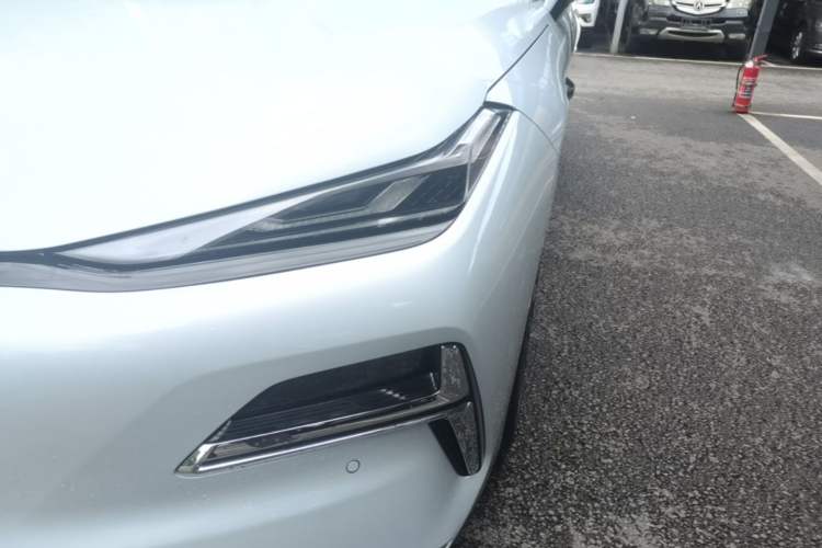 Used Geely Galaxy 8 2025 130km EM-i Flagship Edition Left Front Headlight