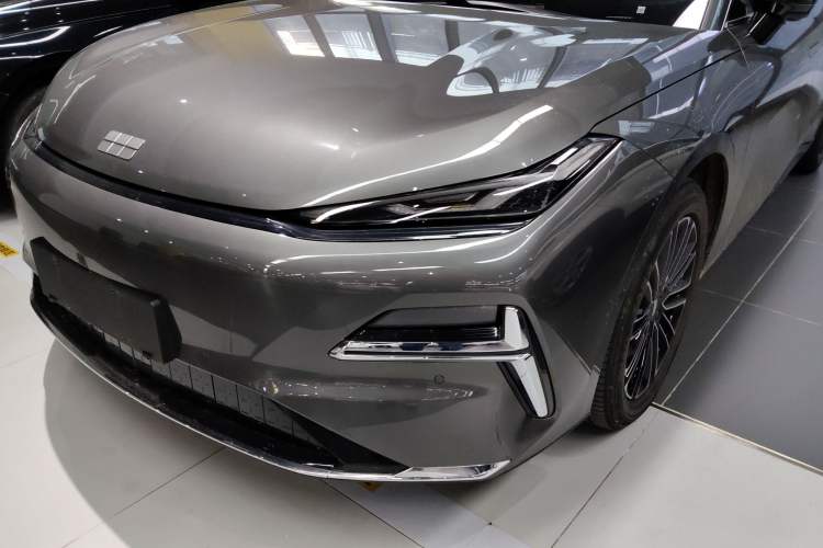 Used Geely Galaxy 8 2025 130km EM-i Deluxe Edition Left Front Headlight