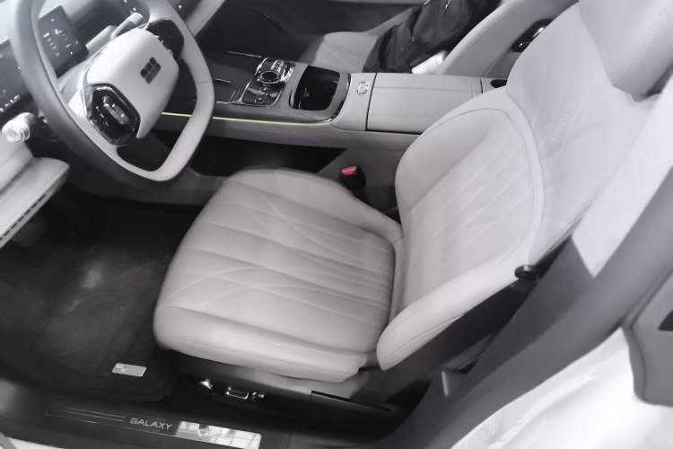 Used Geely Galaxy 8 2025 130km EM-P Starship Edition Left Front Seat
