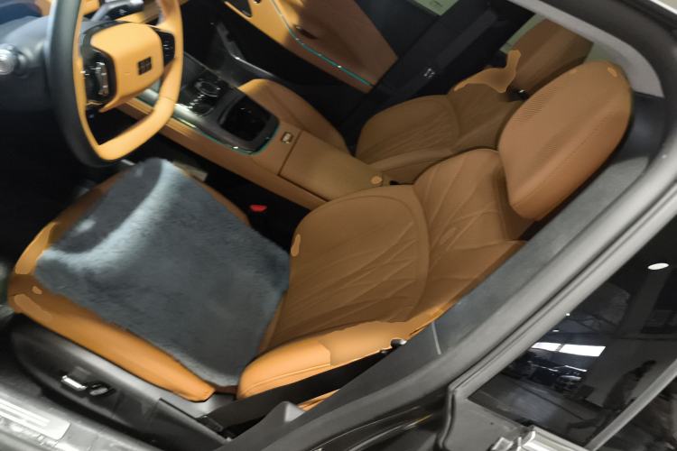 Used Geely Galaxy 8 2025 130km EM-i Prestige Edition Left Front Seat