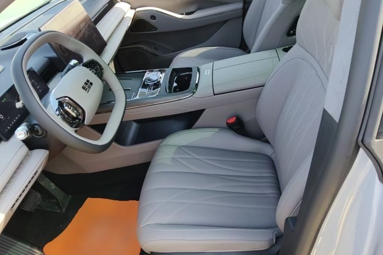 Used Geely Galaxy 8 2025 130km EM-i Flagship Edition Left Front Seat