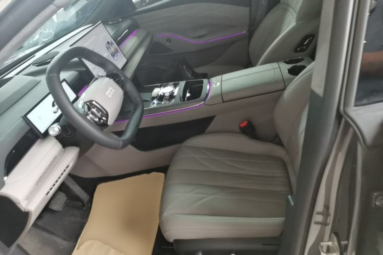 Used Geely Galaxy 8 2025 130km EM-i Flagship Edition Left Front Seat