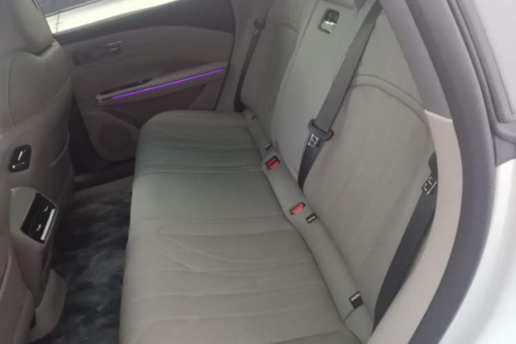 Used Geely Galaxy 8 2025 130km EM-P Exploration Edition Left Rear Seat