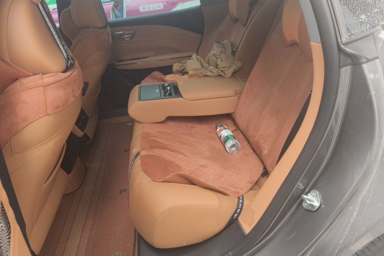 Used Geely Galaxy 8 2025 130km EM-i Deluxe Edition Left Rear Seat