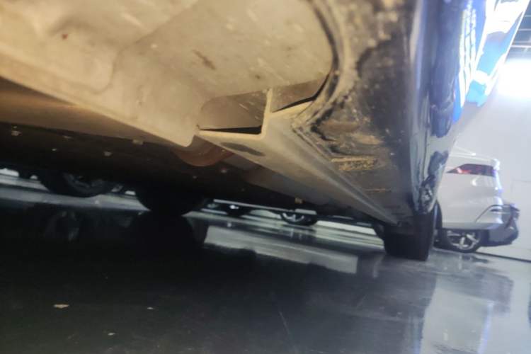 Used Geely Galaxy 8 2025 130km EM-i Deluxe Edition Left Side Sill