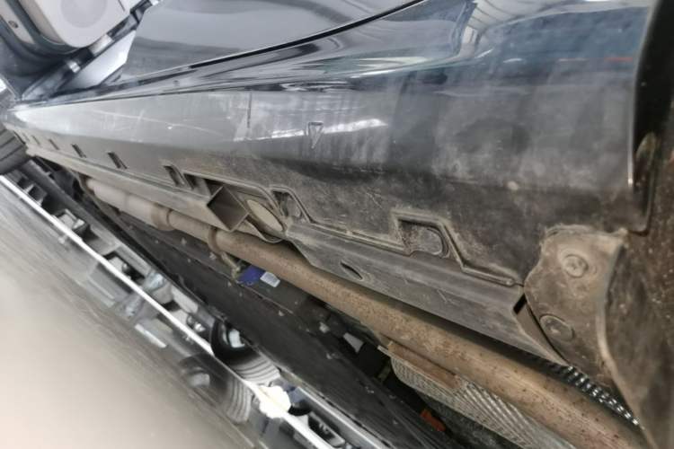 Used Geely Galaxy 8 2025 130km EM-i Flagship Edition Left Side Sill