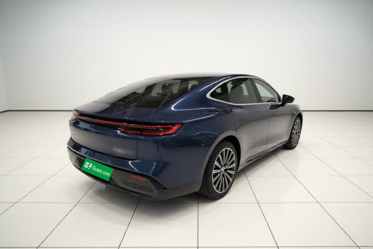 Used Geely Galaxy 8 2025 130km EM-P Starship Edition Rear Right 45 Deg