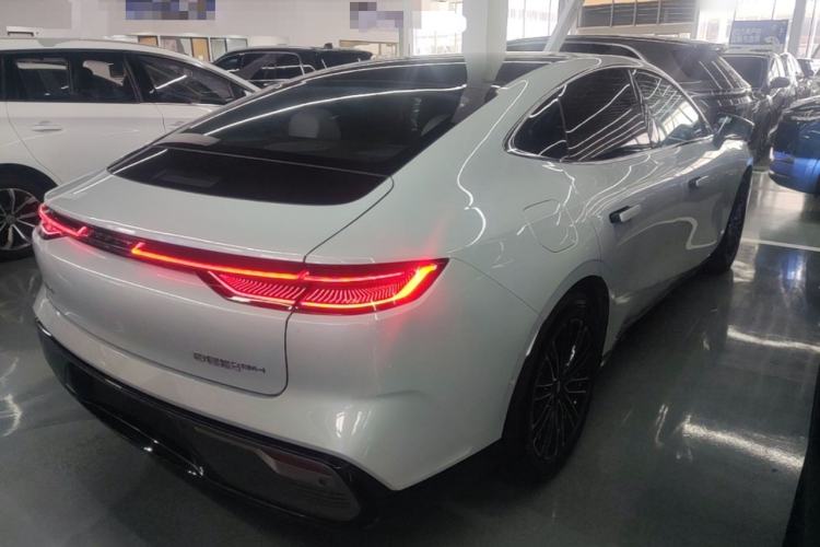 Used Geely Galaxy 8 2025 130km EM-i Deluxe Edition Rear Right 45 Deg