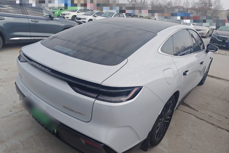 Used Geely Galaxy 8 2025 130km EM-i Prestige Edition Rear Right 45 Deg