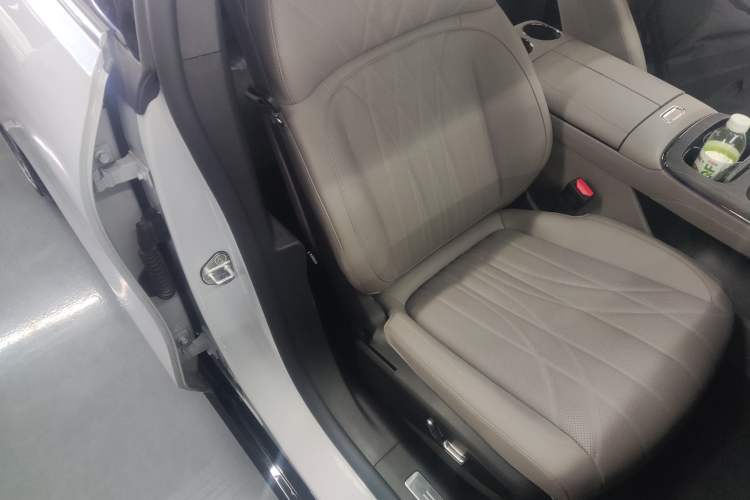 Used Geely Galaxy 8 2025 130km EM-i Deluxe Edition Right Front Seat