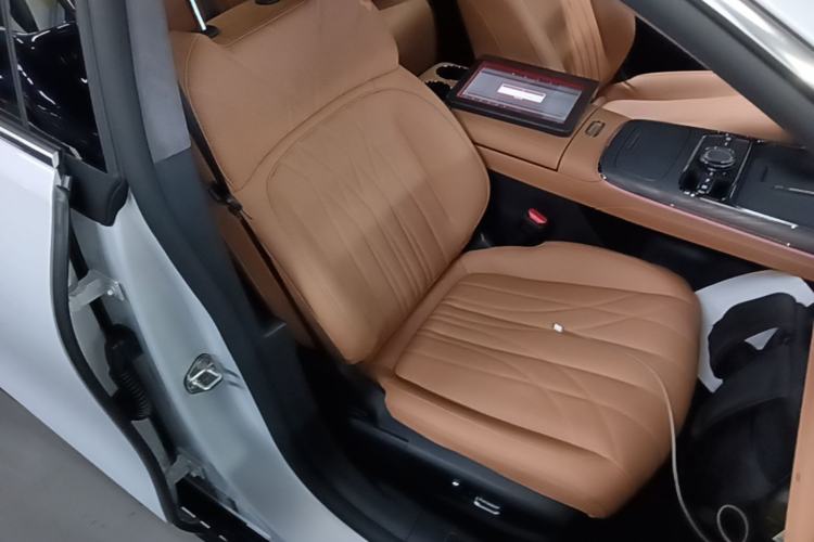 Used Geely Galaxy 8 2025 130km EM-P Exploration Edition Right Front Seat