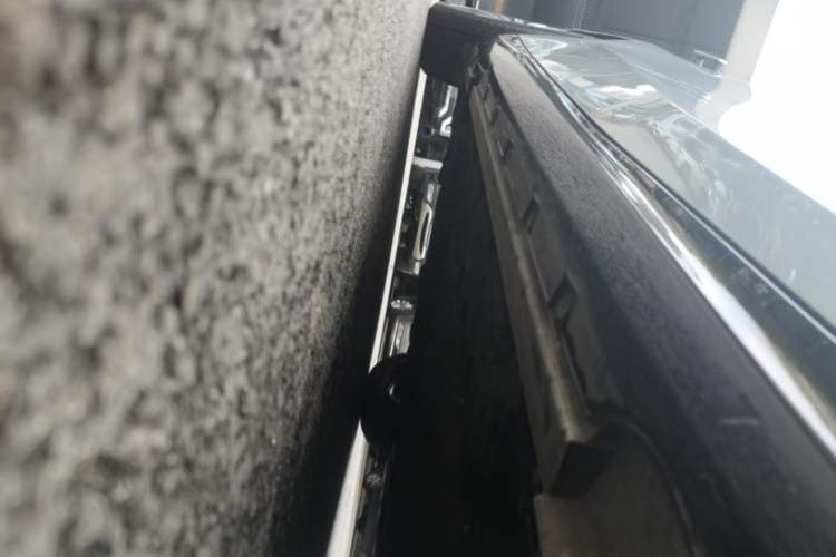 Used Geely Galaxy 8 2025 130km EM-i Flagship Edition Right Side Sill