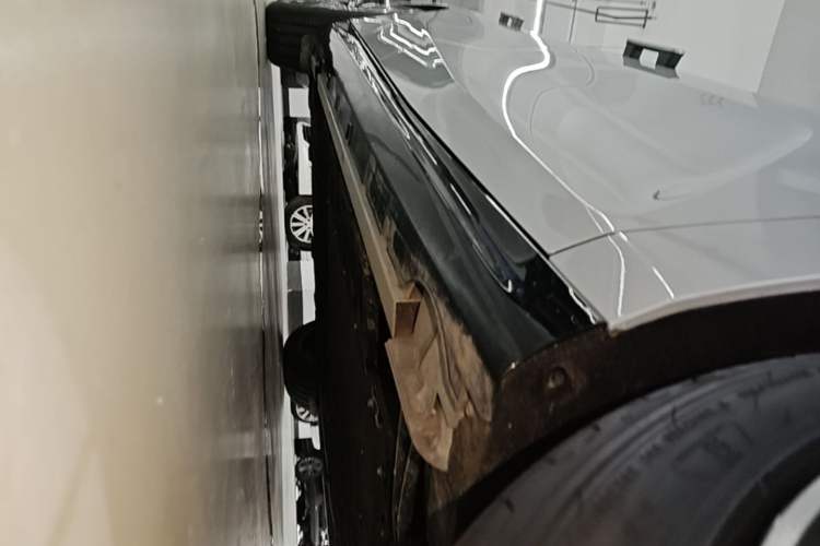 Used Geely Galaxy 8 2025 130km EM-P Starship Edition Right Side Sill