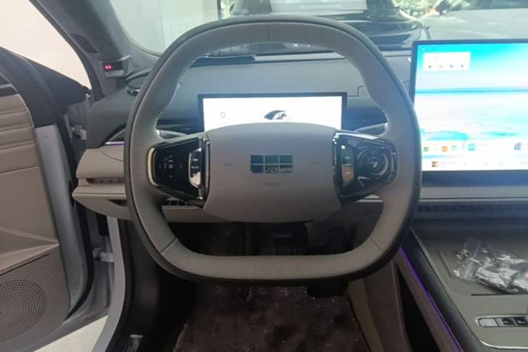 Used Geely Galaxy 8 2025 130km EM-P Exploration Edition Steering Wheel