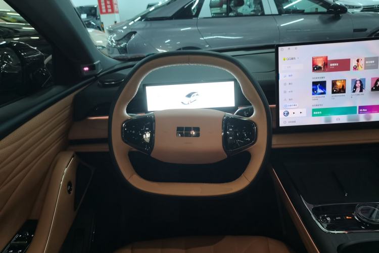 Used Geely Galaxy 8 2025 130km EM-i Prestige Edition Steering Wheel
