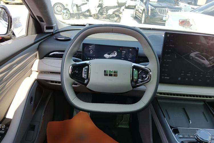 Used Geely Galaxy 8 2025 130km EM-i Flagship Edition Steering Wheel