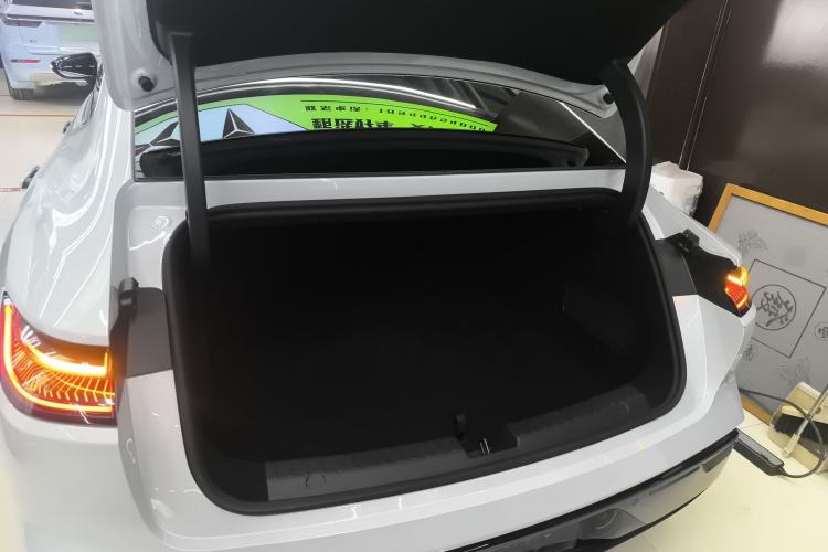 Used Geely Galaxy 8 2025 130km EM-P Starship Edition Trunk