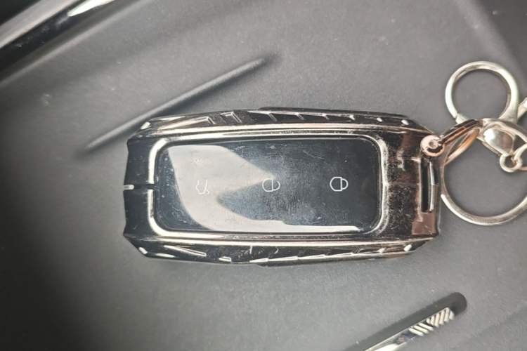 Used Geely Galaxy 8 2025 130km EM-i Deluxe Edition Vehicle Key