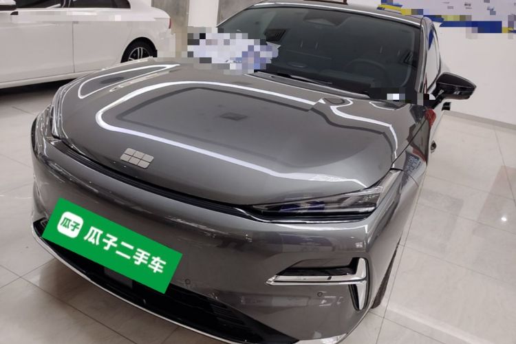 Geely Galaxy 8 2025 130km EM-i Flagship Edition