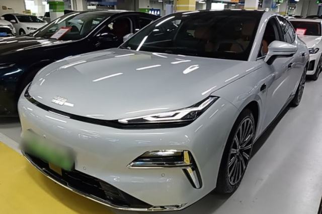Used Geely Galaxy 8 2025 130km EM-P Exploration Edition
