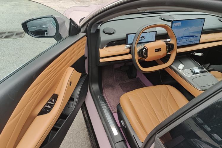 Used Geely Galaxy 8 2025 60km EM-i Luxury Edition Driver Seat