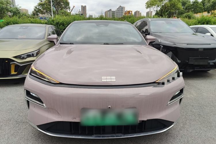 Used Geely Galaxy 8 2025 60km EM-i Luxury Edition Front