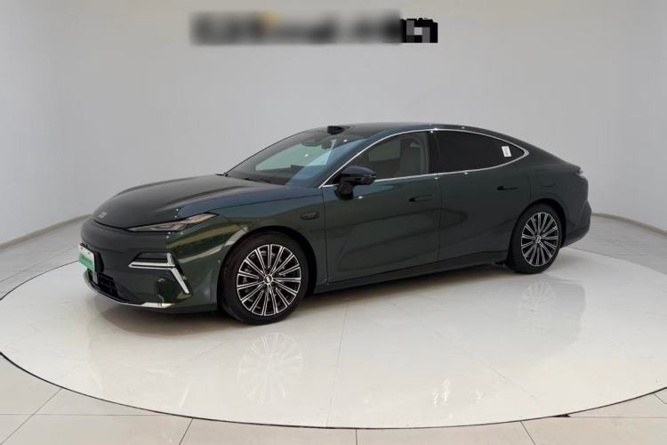 Geely Galaxy 8 2025 130km EM-P Starship Edition