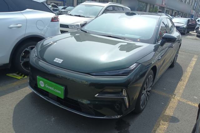 Used Geely Galaxy 8 2025 130km EM-P Starship Edition