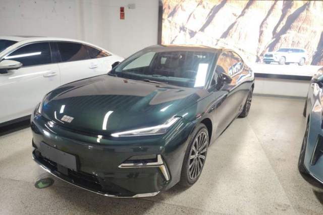 Used Geely Galaxy 8 2025 130km EM-i Flagship Edition
