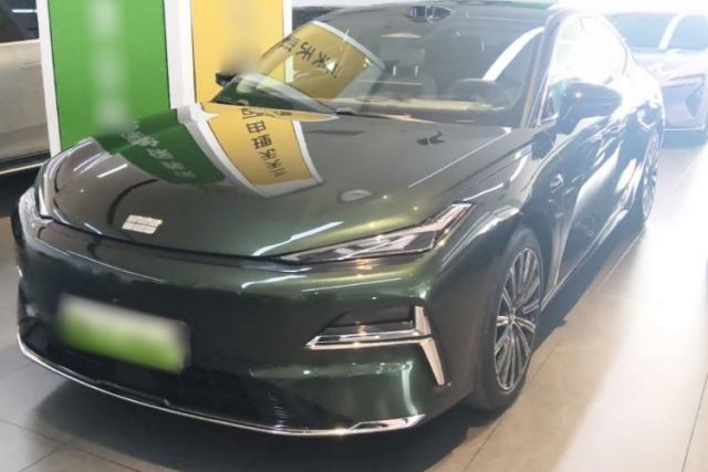 Used Geely Galaxy 8 2025 130km EM-P Starship Edition