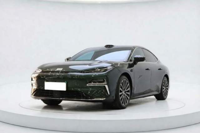 Used Geely Galaxy 8 2025 130km EM-P Starship Edition