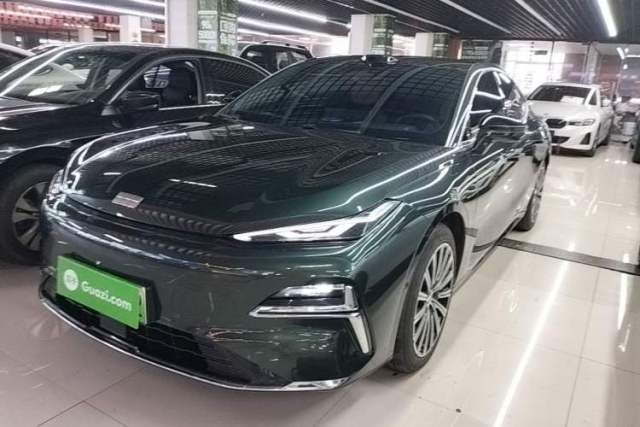 Used Geely Galaxy 8 2025 130km EM-P Starship Edition