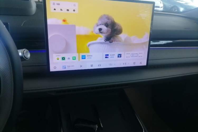 Used Geely Galaxy 8 2025 130km EM-P Starship Edition Audio And AC Panel