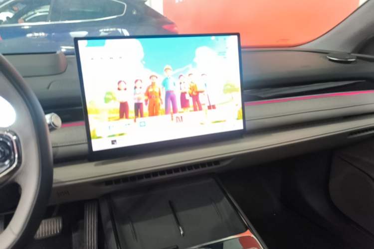 Used Geely Galaxy 8 2025 130km EM-P Starship Edition Audio And AC Panel
