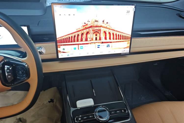 Used Geely Galaxy 8 2025 130km EM-P Starship Edition Audio And AC Panel