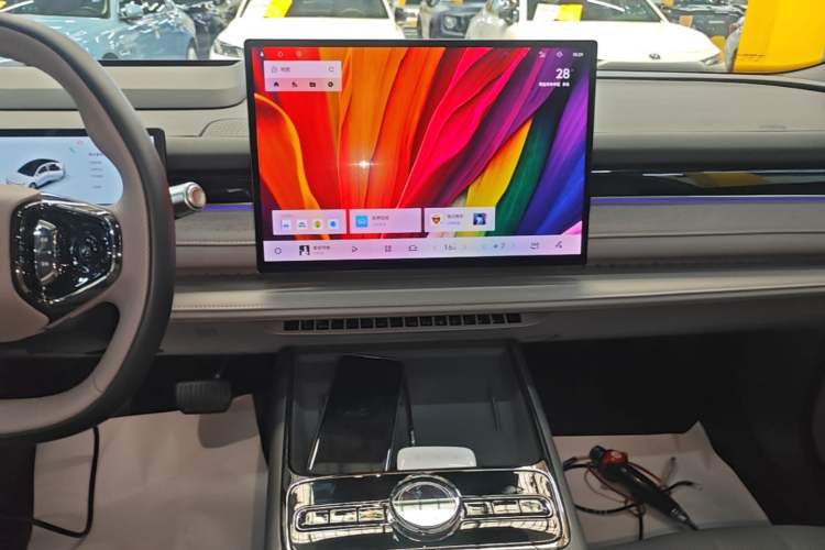 Used Geely Galaxy 8 2025 130km EM-P Starship Edition Audio And AC Panel