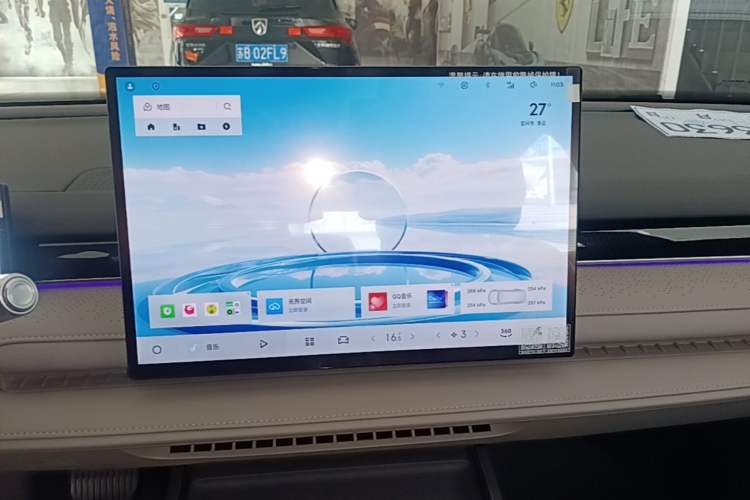 Used Geely Galaxy 8 2025 130km EM-i Prestige Edition Audio And AC Panel