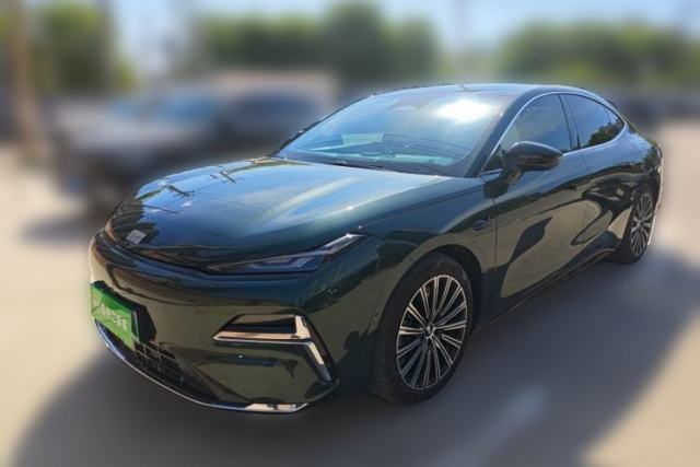 Used Geely Galaxy 8 2025 130km EM-i Flagship Edition